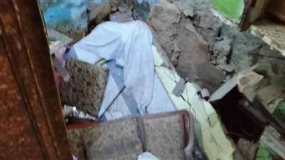 إخلاء عقار حدائق القبة من السكان بعد انهيار جزئي في الطابق الأول