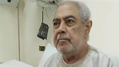 بعد سقوطه خلال التصوير.. صبري عبد المنعم يطمئن جمهوره: مستحملتش الحر لأني مريض قلب ورئة| بث مباشر 