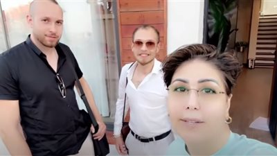 هجوم على الإعلامية الكويتية فجر السعيد بعد ترحيبها بإسرائيليين في منزلها 