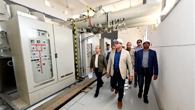وزير الإسكان يوجه بالتنسيق مع الكهرباء والاتصالات لتوفير احتياجات مشروع سانت كاترين
