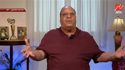 أبرز تصريحات أسامة عباس عن أحفاده وحقيقة اعتزاله: يا رب ميتعرضش عليا شغل تاني | فيديو