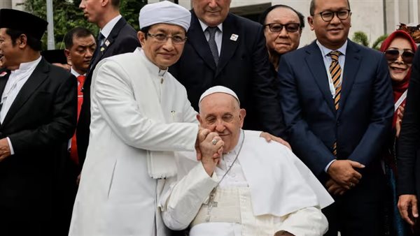 زيارة بابا الفاتيكان