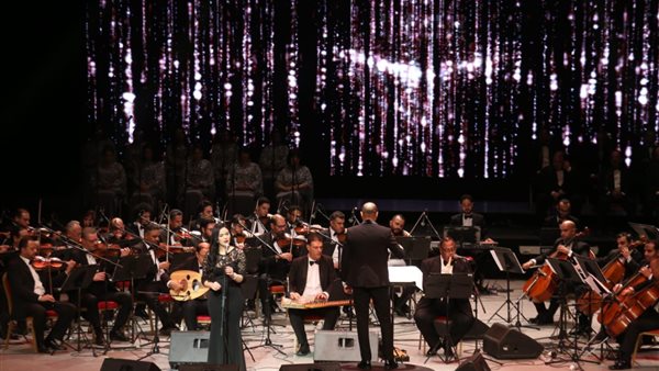 نجوم دار الأوبرا