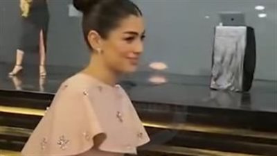 غادة عبد الرازق وليلى زاهر وهشام جمال.. نجوم الفن يتوافدون على حفل دير جيست| بث مباشر 