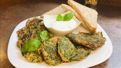 سريعة جدا.. عجة البيض بالبقدونس والطحين على الطريقة المصرية والسورية