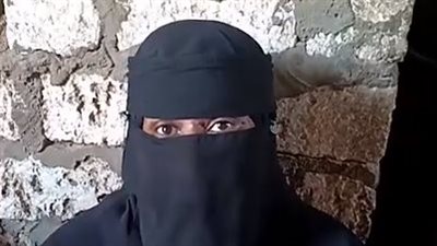 استخراج جثة شاب بعد شهر من دفنها بأسوان.. وشقيقته: وفاته مش طبيعية وابن عمي السبب| بث مباشر