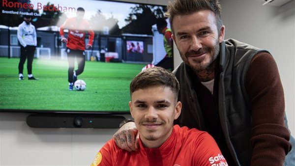 ديفيد بيكهام رفقة