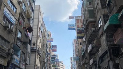 شارع الألف طبيب بدون يفط لأول مرة منذ سنوات ..والأهالي: تعودنا علي الشكل القديم ونعتبر الشارع من التراث