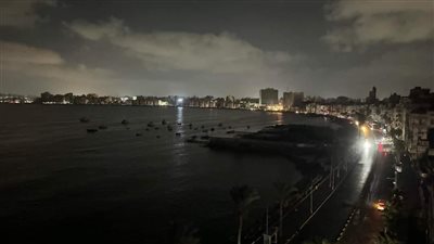  استمرت لـ 60 دقيقة في منتصف الليل.. عودة الكهرباء لمناطق الإسكندرية بعد انقطاعها فجأة