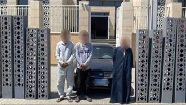 المتهمين بسرقة اعمدة