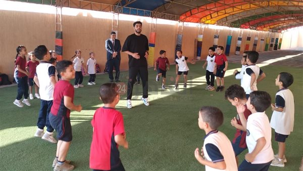 بدء الدراسة في مدرسة