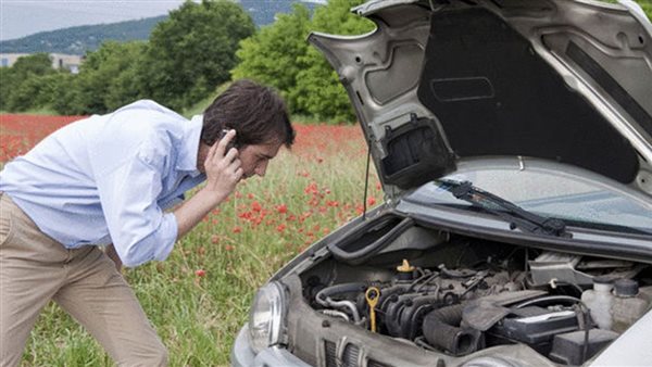  محرك السيارة 