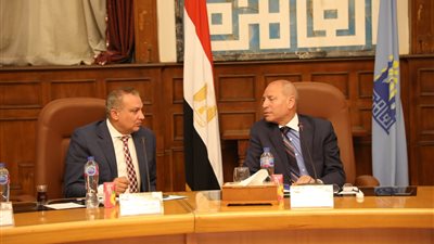 محافظ القاهرة يكشف تفاصيل تنفيذ مشروعات جديدة في منطقة الأسمرات