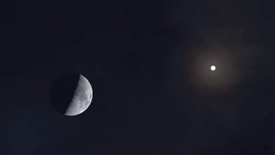 ألمع نجم.. اقتران جديد بالقمر يزين سماء الوطن العربي