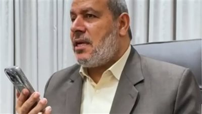 الحية لوالد منفذ هجوم معبر الكرامة: أهنئكم باستشهاد بطل طوفان الأقصى 