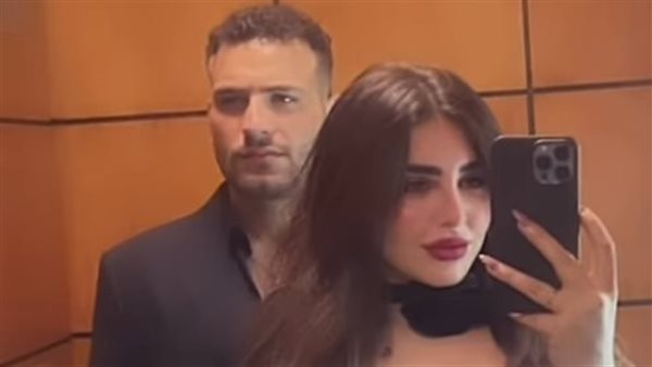 مسلم وخطيبته