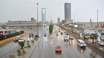 الطقس اليوم في السعودية.. أمطار رعدية ورياح مثيرة للغبار