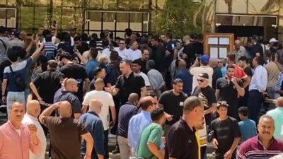 تشييع جنازة الكابتن إيهاب جلال إلى مثواه الأخير بعد أداء صلاة الجنازة عليه| بث مباشر 