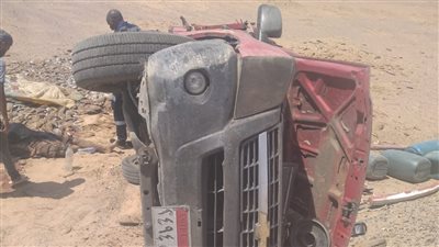 مصرع شخص وإصابة 3 آخرين في حادث انقلاب سيارة بأسوان | أسماء