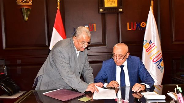 محافظ الأقصر يعتمد