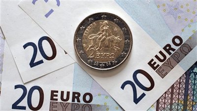 اليورو يحافظ على استقراره.. أبو ظبي الإسلامي يسجل أعلى سعر شراء عند 54.67 جنيه