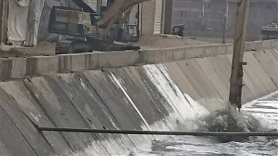 استمرار تطهير المصارف ووصول المياه إلى نهايات الترع بالبحيرة
