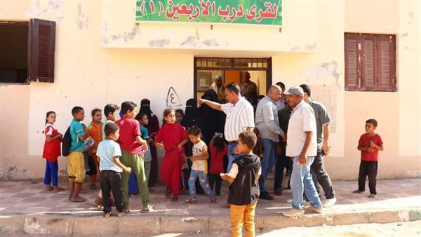 توزيع شنط مدرسية