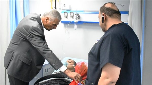 محافظ أسوان يتابع