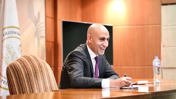 محمد عبد اللطيف وزير