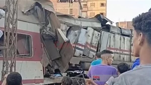 تصادم قطارين 