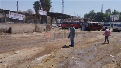 بعد شكوى المواطنين.. الاستعداد لتحويل موقف مركز مغاغة إلى مجمع مواقف متطور