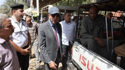 لخدمة 22 قرية.. تطوير موقف الديروطية بملوي وإقامة كوبري مشاة لمجمع المواقف الجديد