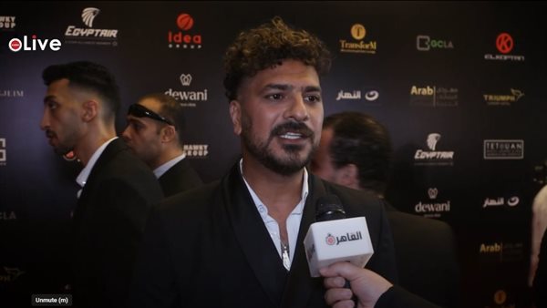 الفنان مصطفى أبو