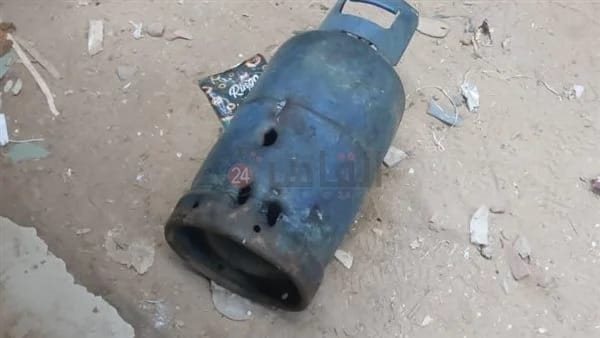 بداية انفجار في مخزن