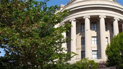 بتهمة التشهير.. لجنة التجارة الفيدرالية الأمريكية تواجه دعوى قضائية بسبب الأدوية 