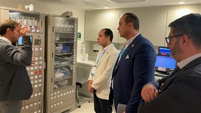 رئيس الرعاية الصحية يبحث مع مستشفيات خاصة في أمريكا الجنوبية تبادل الخبرات بزراعة القلب والرئة 