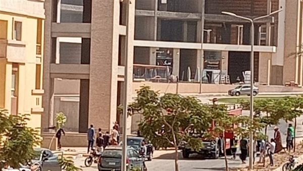 جانب من الحريق 