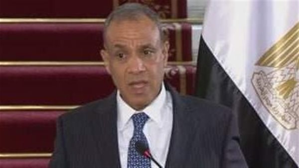 الدكتور بدر عبدالعاطي