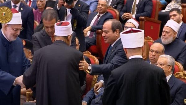 الدكتور الطيب والرئيس