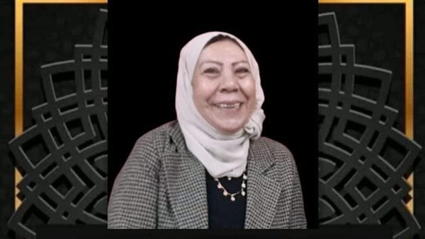 الإذاعية سمية إبراهيم