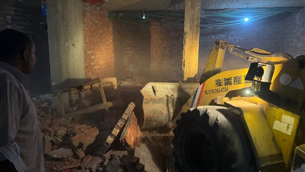 حملة مكبرة لإزالة