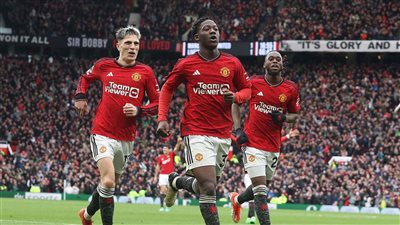 القنوات الناقلة لـ بث مباشر مباراة مانشستر يونايتد وبارنسلي اليوم في كأس الرابطة الإنجليزية 2024/2025