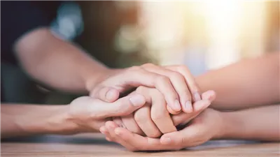 مدرب كرة قدم أجنبي يتهم مدرب حراس مرمى بإقامة علاقة مع زوجته بأكتوبر