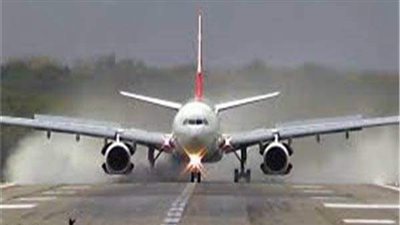 يسبب حريق يدمر الطائرة.. شركة طيران كورية تحظر وضع الباور بانك في الشنط