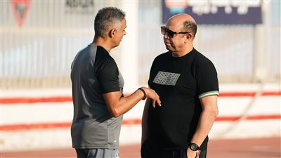 قبل السوبر الإفريقي.. أحمد سليمان يدعم لاعبي الزمالك ويجتمع مع عبد الواحد السيد