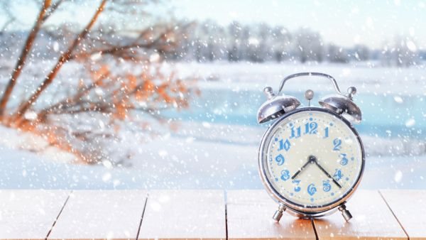 موعد تغيير الساعة