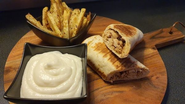 طريقة عمل ثومية الشاورما