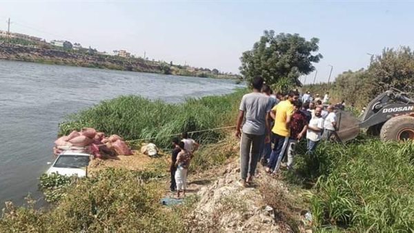 انتشال سيارة نقل