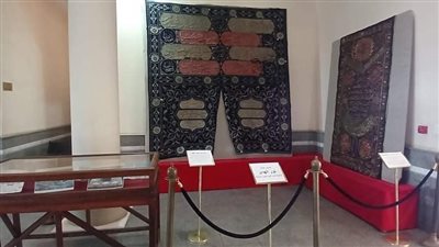 من ضمنها باب كسوة الكعبة.. متحف المركبات الملكية يعرض مجموعة من المقتنيات النادرة | صور 