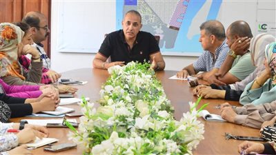 مدينة بورفؤاد تبحث الخطط الاستباقية للتعامل الفوري مع التقلبات الجوية